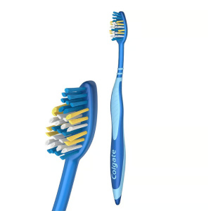 Periuta de Dinti Adulti Colgate Zig Zag Medium Periuta de Dinti Adulti Colgate Zig Zag Medium